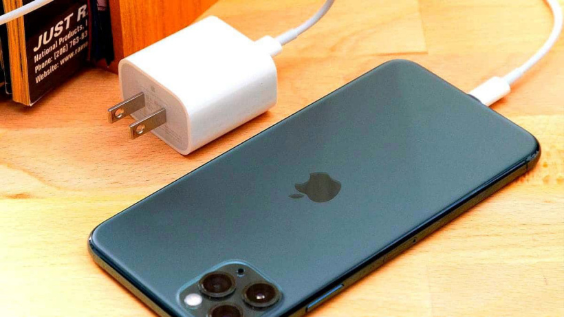 巴西iPhone 12用户起诉苹果胜诉 获得iPhone 12充电器配件权利