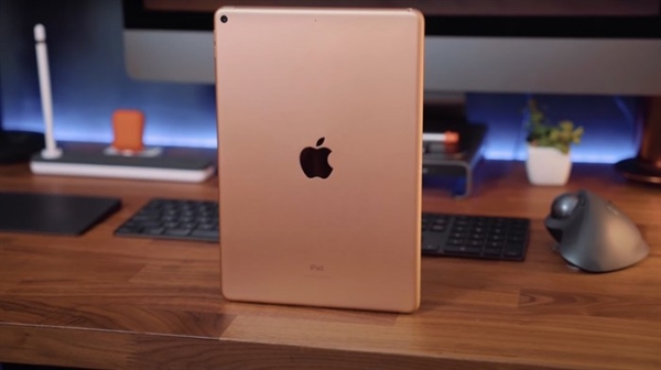 苹果欲扩充产品线 探索未来iPad配备更大显示屏