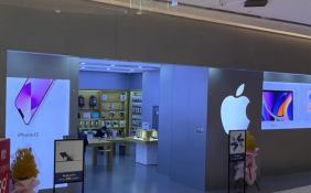苹果承认新款MacBook Pro SD读卡器插槽出问题 功能无法达到预期