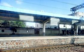 春运火车票开售 高风险地区倡导就地过年