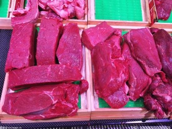 猪肉价持续降低催生“追加灌肠” 灌肠市场持续火爆