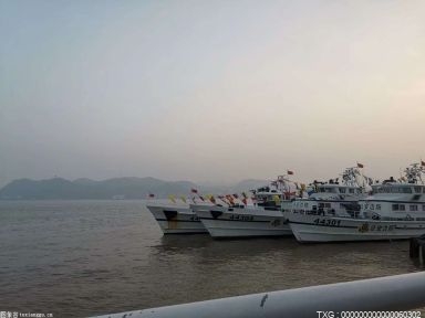 徐闻新寮岛海域一货轮进水沉没 船上6名遇险船员全部获救