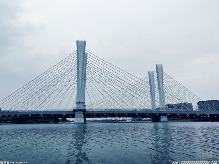 铜陵长江公路大桥通行费10月21日起停收 严禁超49吨货车上桥